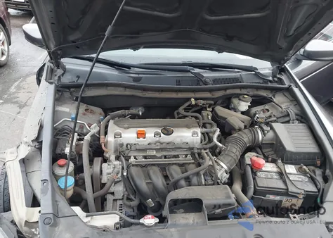 2011 Honda Accord 2.4 Se from USA, damaged, VIN 1HGCP2F66BA128063